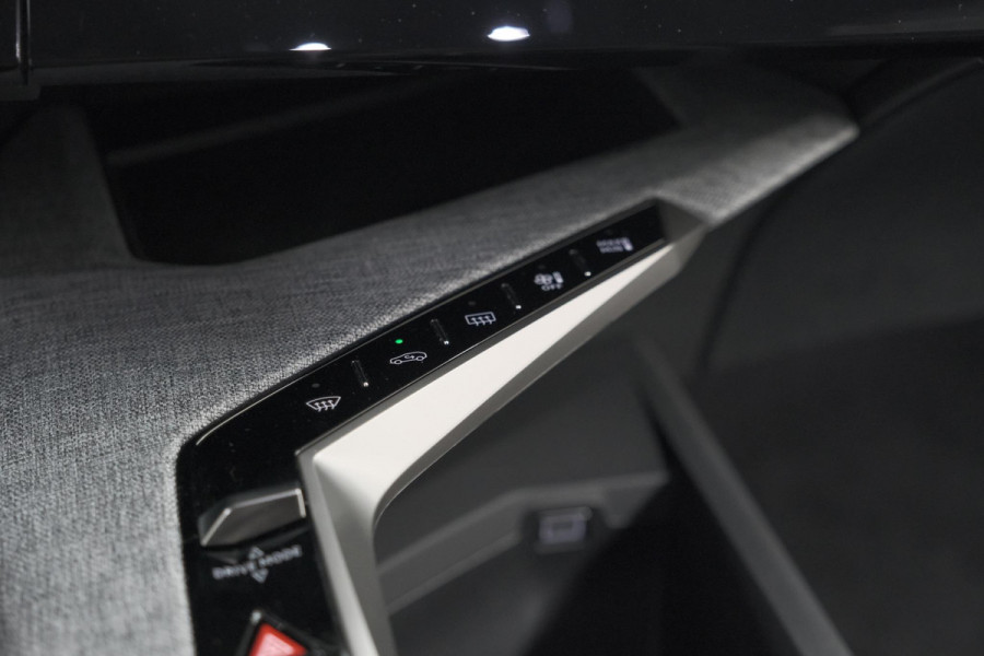 Peugeot 3008 Hybrid 136 e-DSC6 Allure | Camera | Apple Carplay | Parkeersensoren