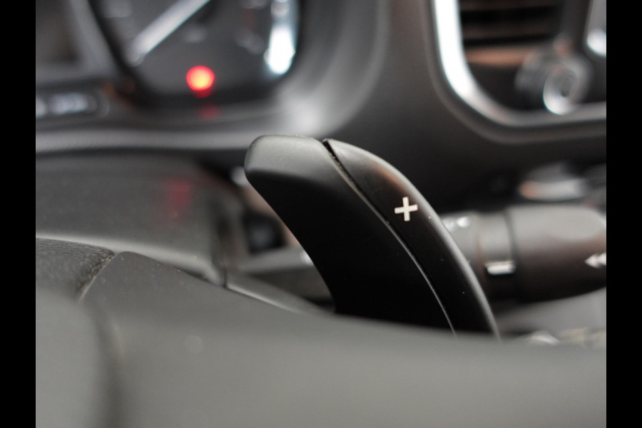 Opel Vivaro L3H1 145pk Automaat Navigatie Trekhaak Airco Bluetooth Cruise Control PDC achter