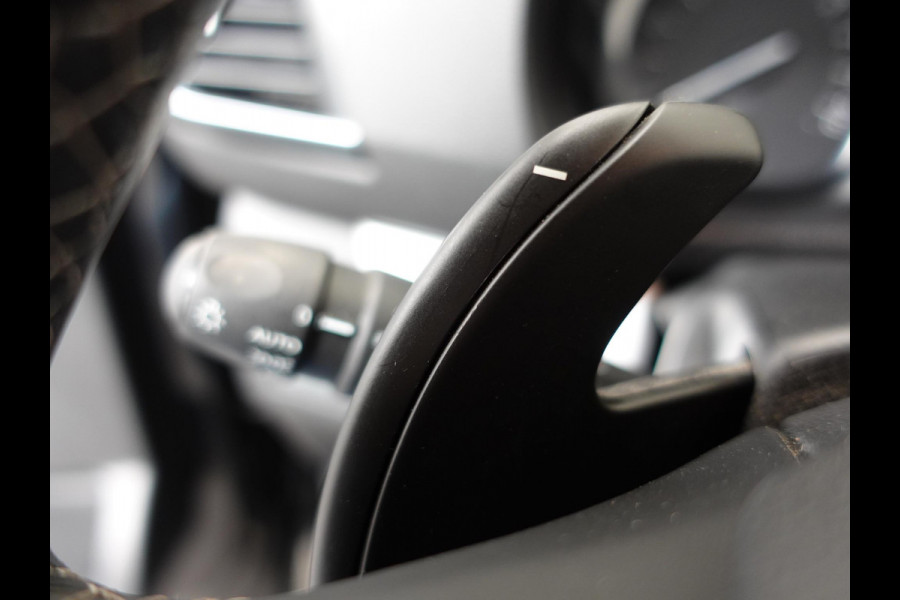 Opel Vivaro L3H1 145pk Automaat Navigatie Trekhaak Airco Bluetooth Cruise Control PDC achter