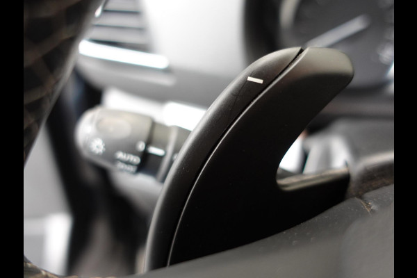 Opel Vivaro L3H1 145pk Automaat Navigatie Trekhaak Airco Bluetooth Cruise Control PDC achter