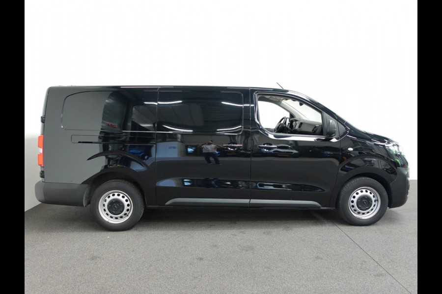 Opel Vivaro L3H1 145pk Automaat Navigatie Trekhaak Airco Bluetooth Cruise Control PDC achter