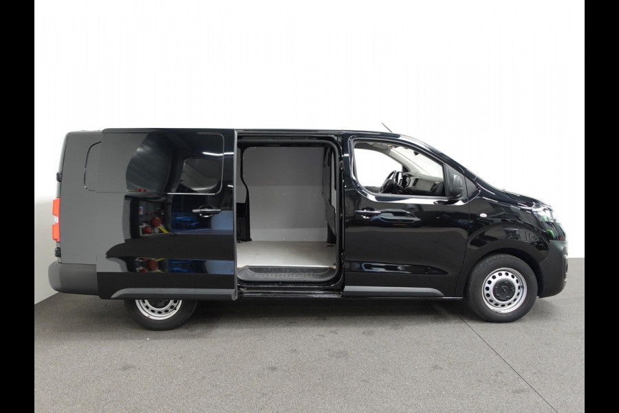 Opel Vivaro L3H1 145pk Automaat Navigatie Trekhaak Airco Bluetooth Cruise Control PDC achter