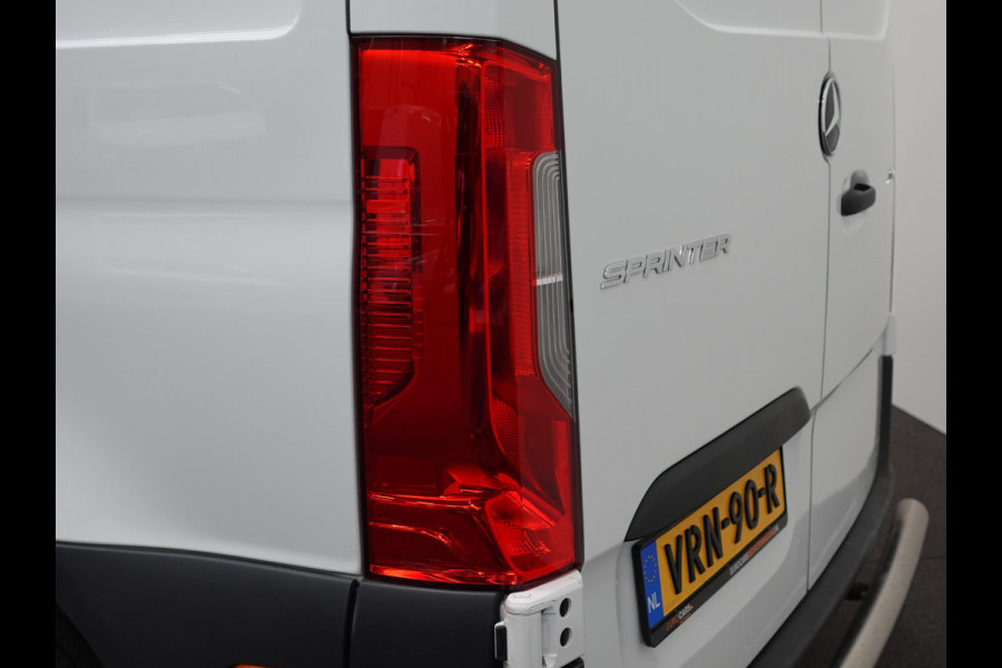 Mercedes-Benz Sprinter L2H2 Automaat Airco Cruise control  Navigatie Side bars
