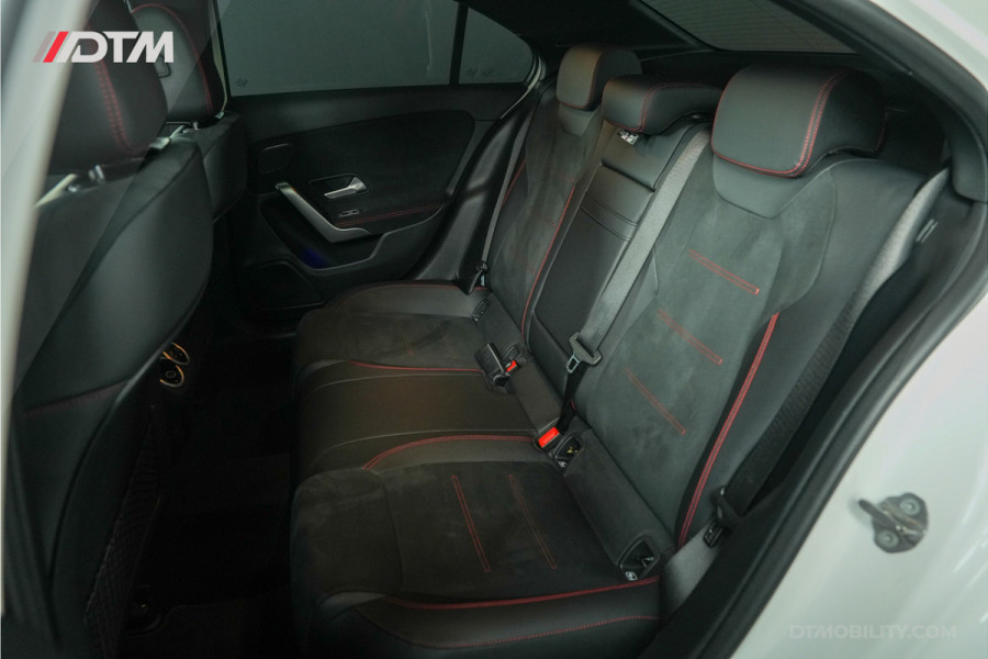 Mercedes-Benz A-Klasse 200 AMG Night | Pano | Memory | Sfeer