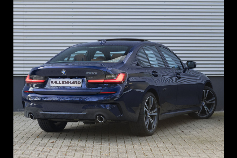 BMW 3-serie 330e M-Sport - Individual Leder - Dak - Trekhaak - Harman Kardon - ACC
