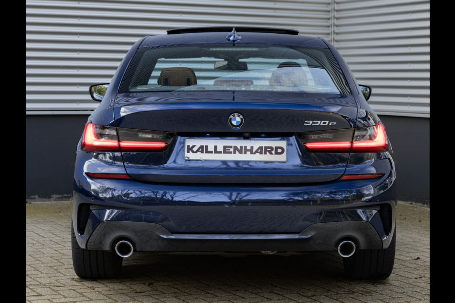 BMW 3-serie 330e M-Sport - Individual Leder - Dak - Trekhaak - Harman Kardon - ACC