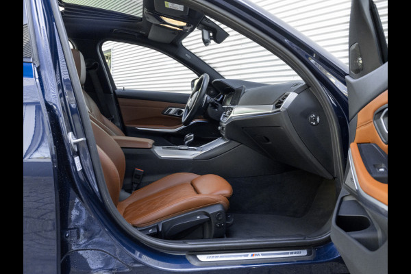 BMW 3-serie 330e M-Sport - Individual Leder - Dak - Trekhaak - Harman Kardon - ACC