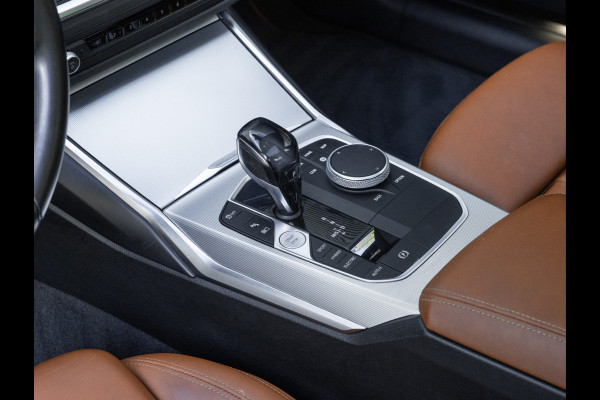 BMW 3-serie 330e M-Sport - Individual Leder - Dak - Trekhaak - Harman Kardon - ACC