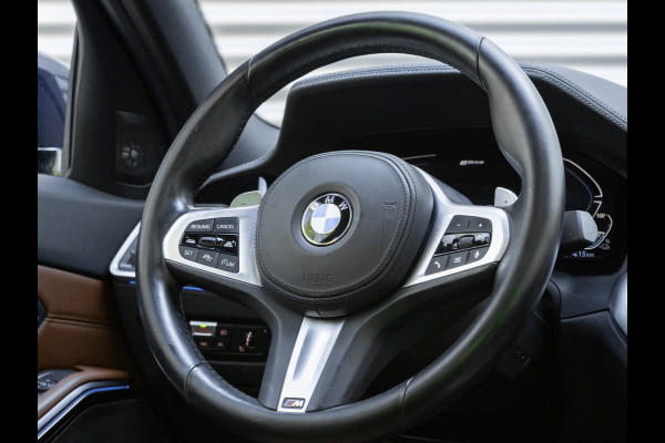 BMW 3-serie 330e M-Sport - Individual Leder - Dak - Trekhaak - Harman Kardon - ACC