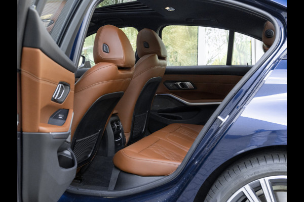 BMW 3-serie 330e M-Sport - Individual Leder - Dak - Trekhaak - Harman Kardon - ACC