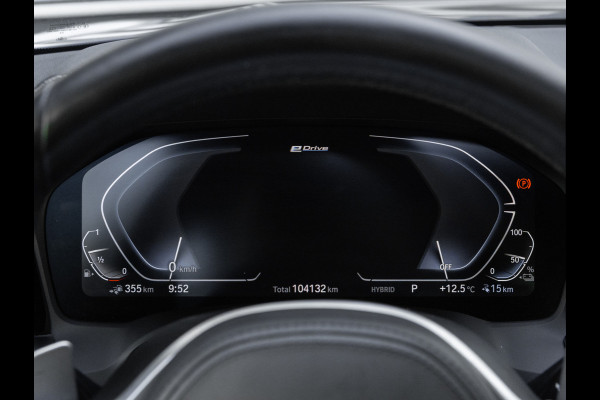 BMW 3-serie 330e M-Sport - Individual Leder - Dak - Trekhaak - Harman Kardon - ACC
