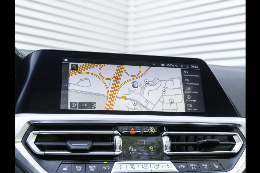 BMW 3-serie 330e M-Sport - Individual Leder - Dak - Trekhaak - Harman Kardon - ACC