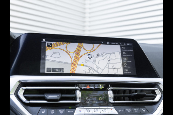 BMW 3-serie 330e M-Sport - Individual Leder - Dak - Trekhaak - Harman Kardon - ACC
