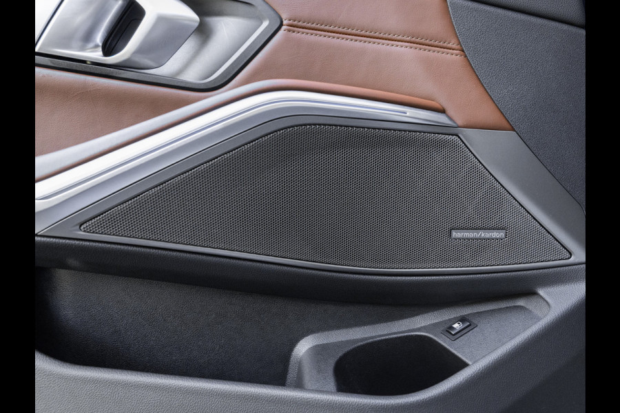 BMW 3-serie 330e M-Sport - Individual Leder - Dak - Trekhaak - Harman Kardon - ACC