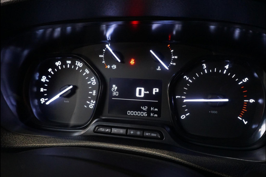 Peugeot Expert 2.0 BlueHDI 145PK L3 Automaat Trekhaak Airco navigatie