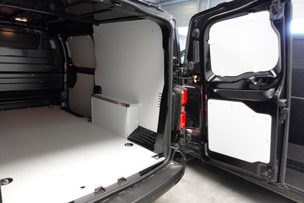 Peugeot Expert 2.0 BlueHDI 145PK L3 Automaat Trekhaak Airco navigatie