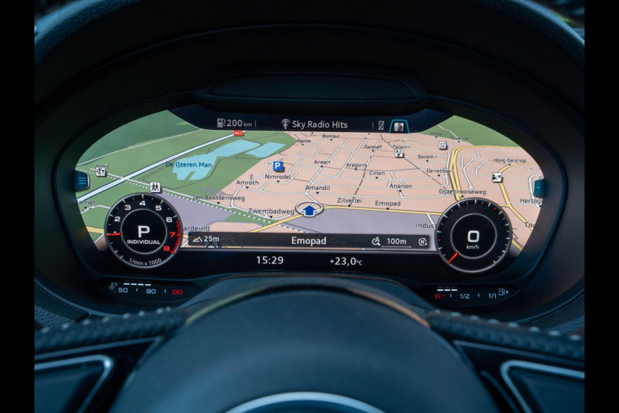 Audi A3 Sportback 35 TFSI CoD S-line / B&O / Adaptive / 19 inch / Keyless / Virtual cockpit