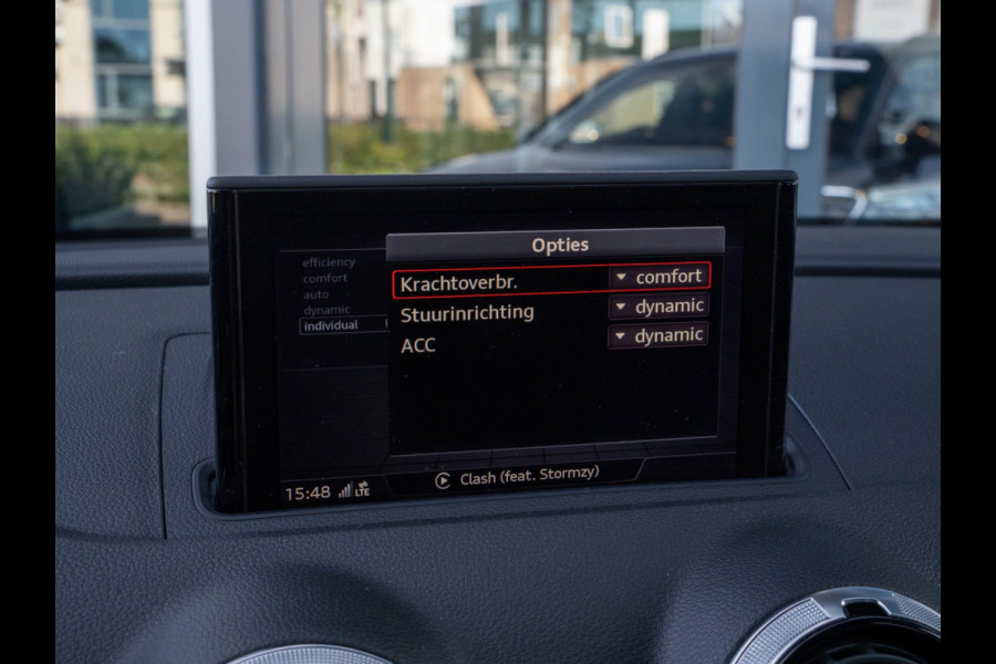 Audi A3 Sportback 35 TFSI CoD S-line / B&O / Adaptive / 19 inch / Keyless / Virtual cockpit