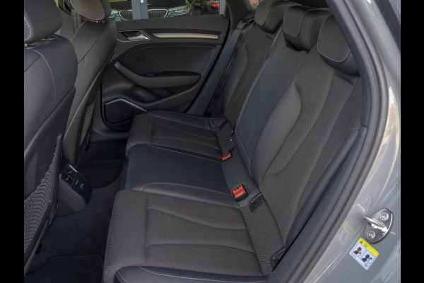 Audi A3 Sportback 35 TFSI CoD S-line / B&O / Adaptive / 19 inch / Keyless / Virtual cockpit