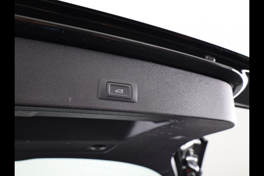 Audi Q2 35 TFSI Advanced edition 150 pk S-tronic | Navigatie | Elek. klep | Achteruitrijcamera | Adaptieve cruise control | Stoelverwarming |