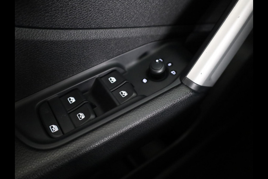 Audi Q2 35 TFSI Advanced edition 150 pk S-tronic | Navigatie | Elek. klep | Achteruitrijcamera | Adaptieve cruise control | Stoelverwarming |