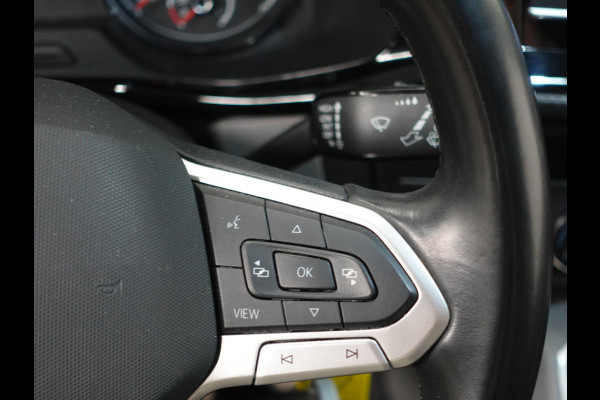 Volkswagen Transporter 2.0 TDI L2 Dubbele Cabine Automaat Airco Cruise control Camera Apple Carplay/Android Auto Volkswagen Transporter 2.0 TDI L2 Dubbele Cabine Automaat Airco Cruise control Camera Apple Carplay/Android Auto