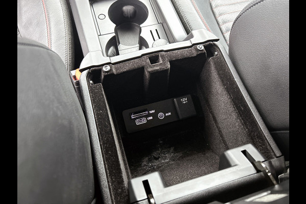 Land Rover Discovery Sport 2.0 TD4 Urban Series HSE Dynamic(Goed OnderH, Navi, Camera, Parkeersensoren, StoelV, Cruise Com, Etc)