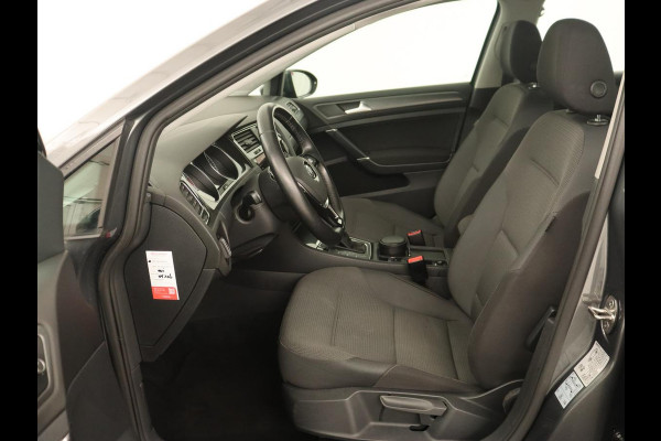 Volkswagen Golf 1.0 TSI Comfortline | Automaat | Stoelverwarming | Carplay | Camera | Trekhaak | Navigatie | Adaptive cruise | Climate control