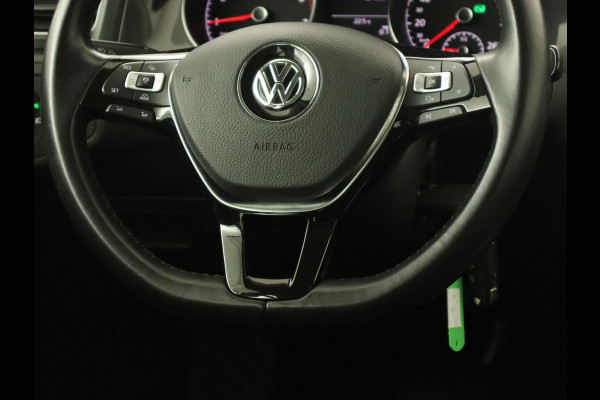 Volkswagen Golf 1.0 TSI Comfortline | Automaat | Stoelverwarming | Carplay | Camera | Trekhaak | Navigatie | Adaptive cruise | Climate control