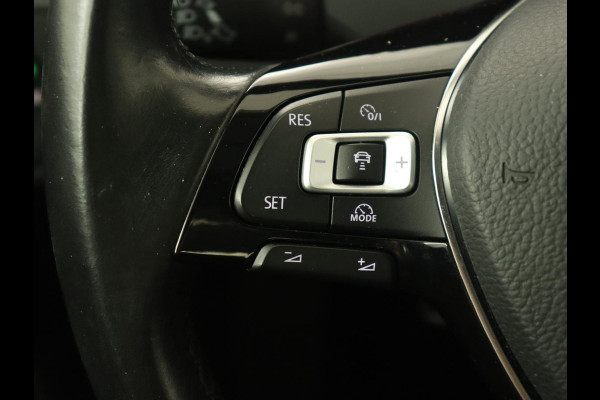 Volkswagen Golf 1.0 TSI Comfortline | Automaat | Stoelverwarming | Carplay | Camera | Trekhaak | Navigatie | Adaptive cruise | Climate control