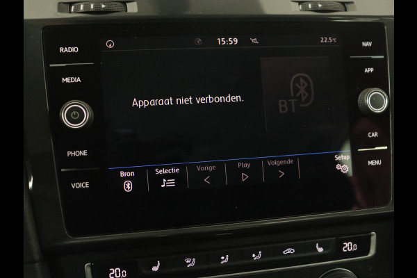 Volkswagen Golf 1.0 TSI Comfortline | Automaat | Stoelverwarming | Carplay | Camera | Trekhaak | Navigatie | Adaptive cruise | Climate control