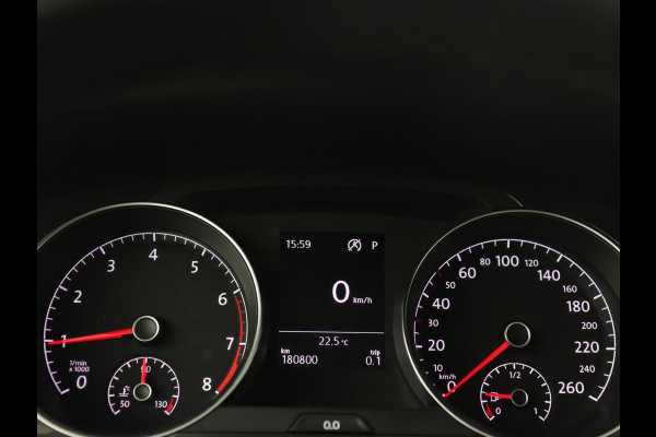 Volkswagen Golf 1.0 TSI Comfortline | Automaat | Stoelverwarming | Carplay | Camera | Trekhaak | Navigatie | Adaptive cruise | Climate control