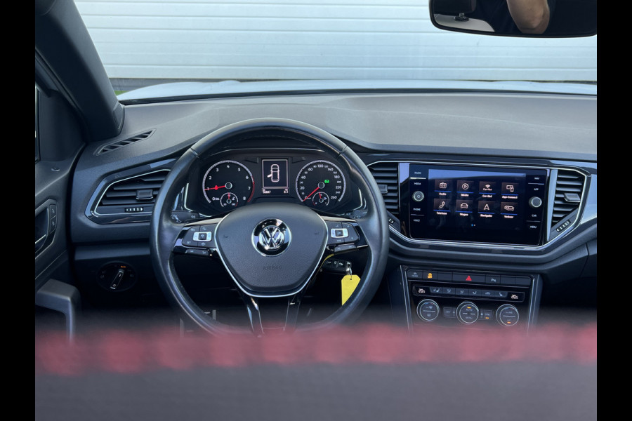 Volkswagen T-Roc 1.5 TSI Sport | Navi | Pano | Dodehoek | ACC | LED