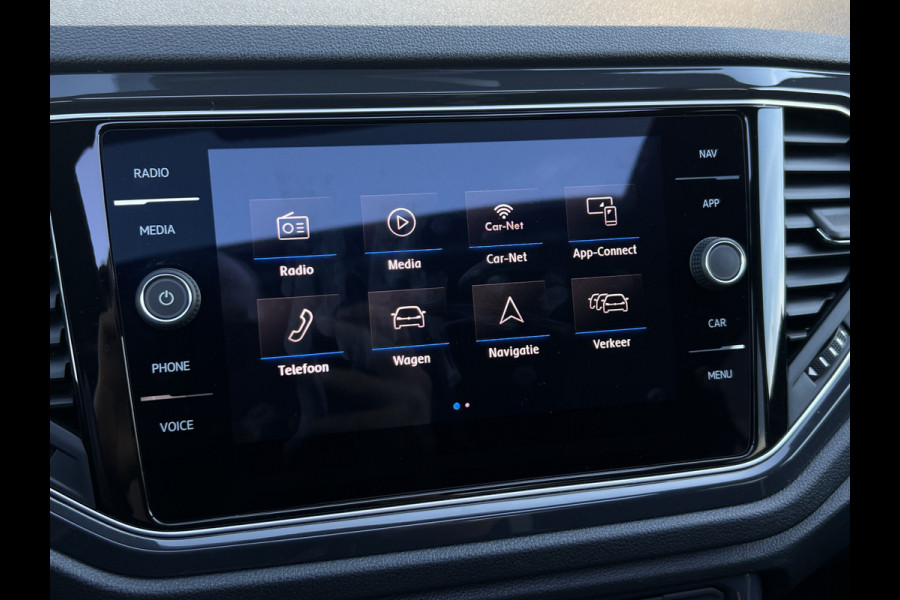Volkswagen T-Roc 1.5 TSI Sport | Navi | Pano | Dodehoek | ACC | LED