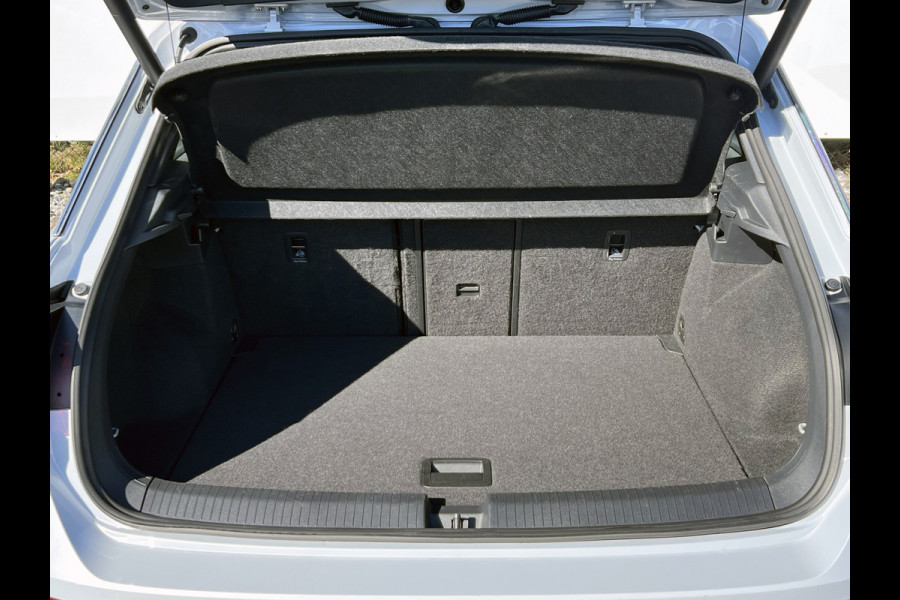Volkswagen T-Roc 1.5 TSI Sport | Navi | Pano | Dodehoek | ACC | LED