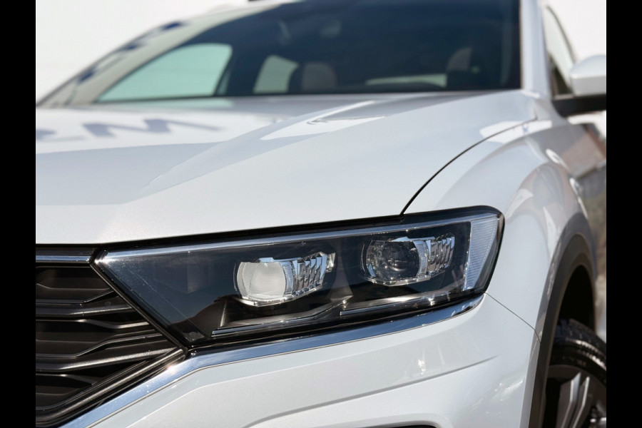 Volkswagen T-Roc 1.5 TSI Sport | Navi | Pano | Dodehoek | ACC | LED
