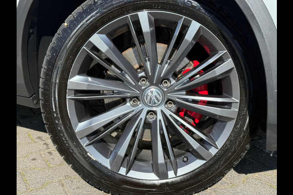Volkswagen T-Roc 1.5 TSI Sport | Navi | Pano | Dodehoek | ACC | LED