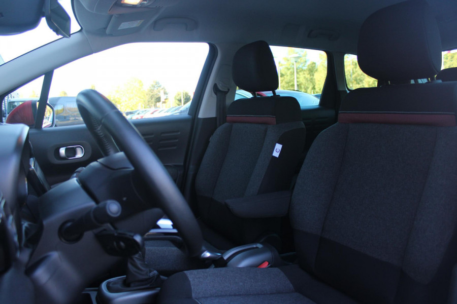 Citroën C3 Aircross 1.2 110PK C-SERIES | NAVIGATIE | APPLE CARPLAY/ANDROID AUTO | LICHTMETALEN VELGEN | CRUISE CONTROL | DAB+ RADIO | CLIMATE CONTROL | PARKEER SENSOREN ACHTER | ZWART DAK |