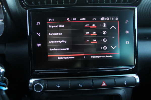 Citroën C3 Aircross 1.2 110PK C-SERIES | NAVIGATIE | APPLE CARPLAY/ANDROID AUTO | LICHTMETALEN VELGEN | CRUISE CONTROL | DAB+ RADIO | CLIMATE CONTROL | PARKEER SENSOREN ACHTER | ZWART DAK |