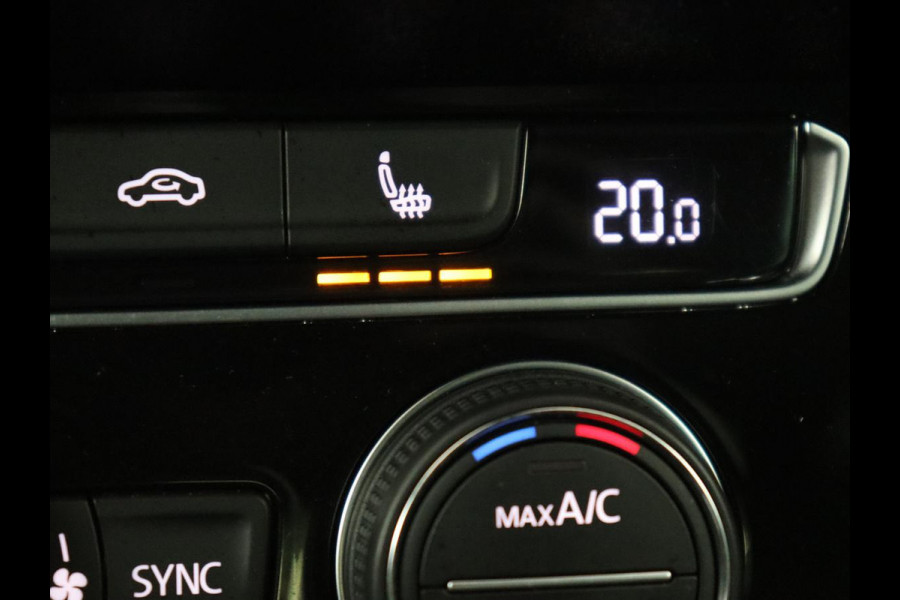 Volkswagen Passat 1.5 TSI Elegance Business R | Leder/Alcantara | Keyless | Stoelverwarming | Carplay | Navigatie | Full LED | Getint glas | Climate control | Virtual Cockpit