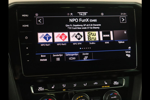 Volkswagen Passat 1.5 TSI Elegance Business R | Leder/Alcantara | Keyless | Stoelverwarming | Carplay | Navigatie | Full LED | Getint glas | Climate control | Virtual Cockpit