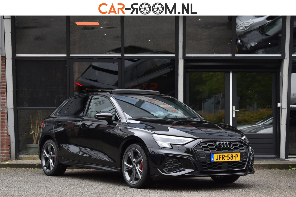 Audi A3 Sportback 45 TFSI e S Line Pano Lane ACC Camera Matrix