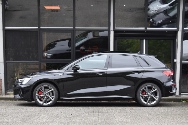 Audi A3 Sportback 45 TFSI e S Line Pano Lane ACC Camera Matrix