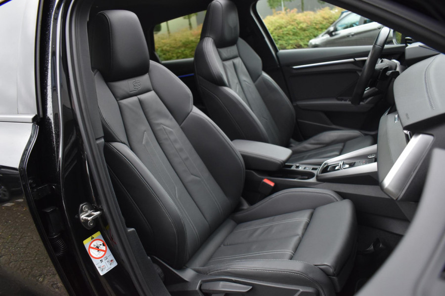 Audi A3 Sportback 45 TFSI e S Line Pano Lane ACC Camera Matrix