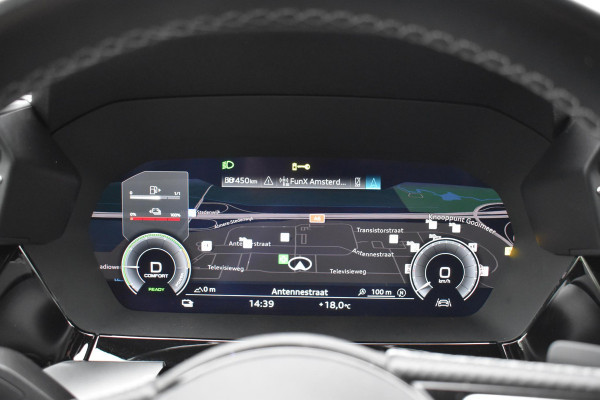 Audi A3 Sportback 45 TFSI e S Line Pano Lane ACC Camera Matrix