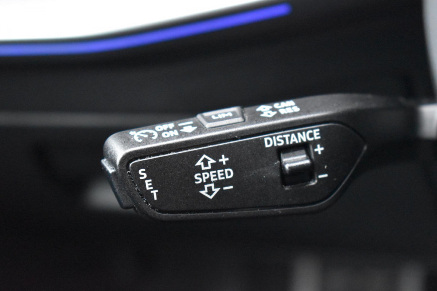 Audi A3 Sportback 45 TFSI e S Line Pano Lane ACC Camera Matrix