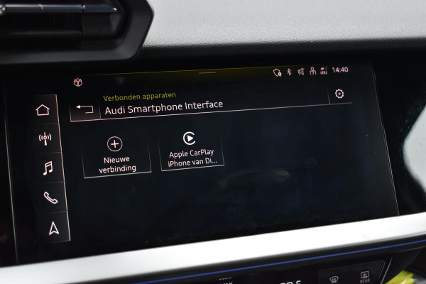 Audi A3 Sportback 45 TFSI e S Line Pano Lane ACC Camera Matrix