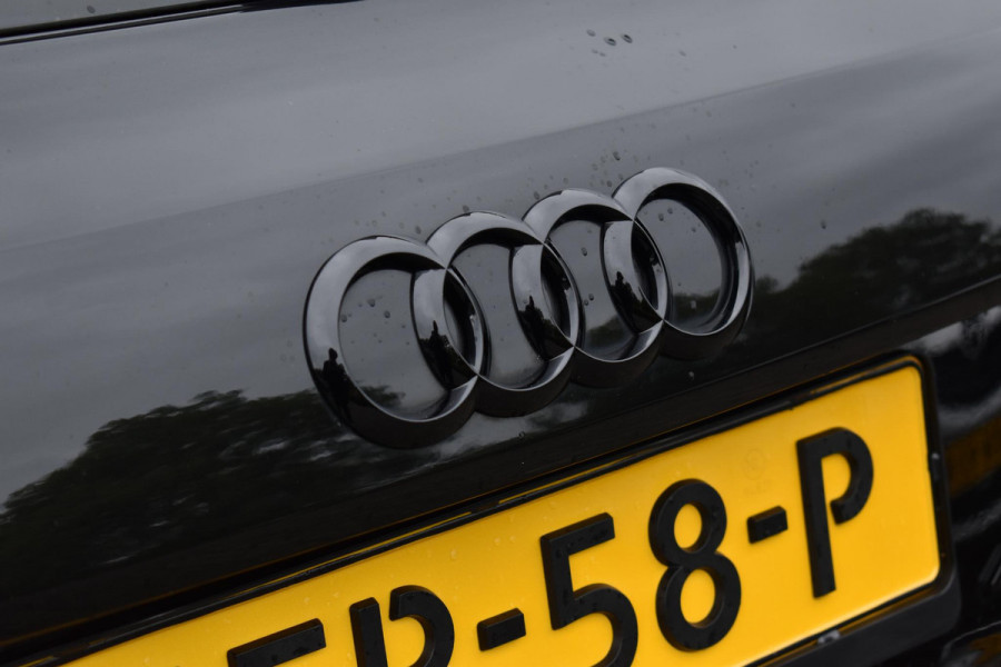 Audi A3 Sportback 45 TFSI e S Line Pano Lane ACC Camera Matrix