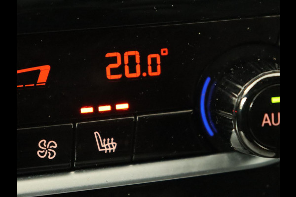 BMW 5 Serie 520i High Executive | Panoramadak | Trekhaak | Leder | Stoelverwarming | Camera | Head-Up | Navigatie | Full LED | Climate control