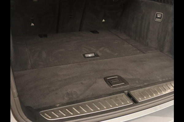 BMW 5 Serie 520i High Executive | Panoramadak | Trekhaak | Leder | Stoelverwarming | Camera | Head-Up | Navigatie | Full LED | Climate control